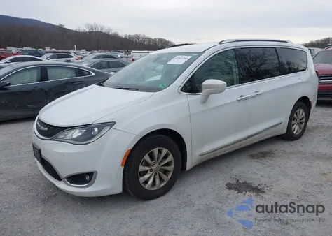 2019 Chrysler Pacifica Touring L from USA, damaged, VIN 2C4RC1BG2KR548024